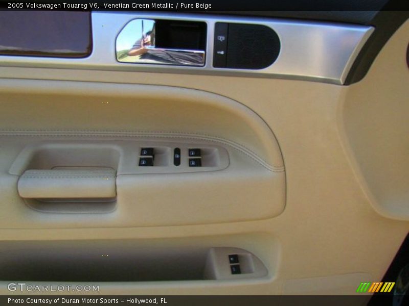 Venetian Green Metallic / Pure Beige 2005 Volkswagen Touareg V6