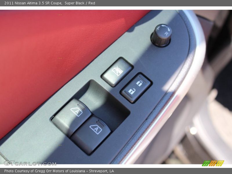 Controls of 2011 Altima 3.5 SR Coupe