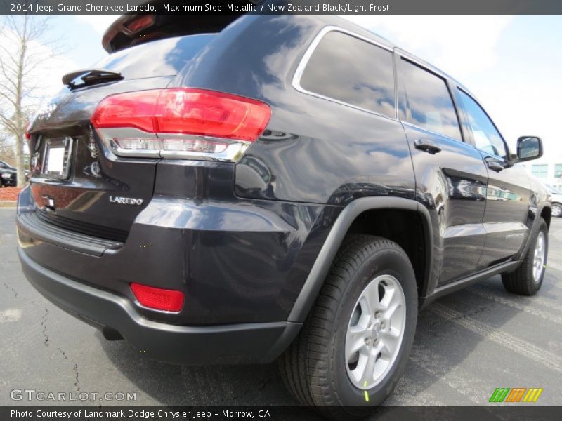 Maximum Steel Metallic / New Zealand Black/Light Frost 2014 Jeep Grand Cherokee Laredo