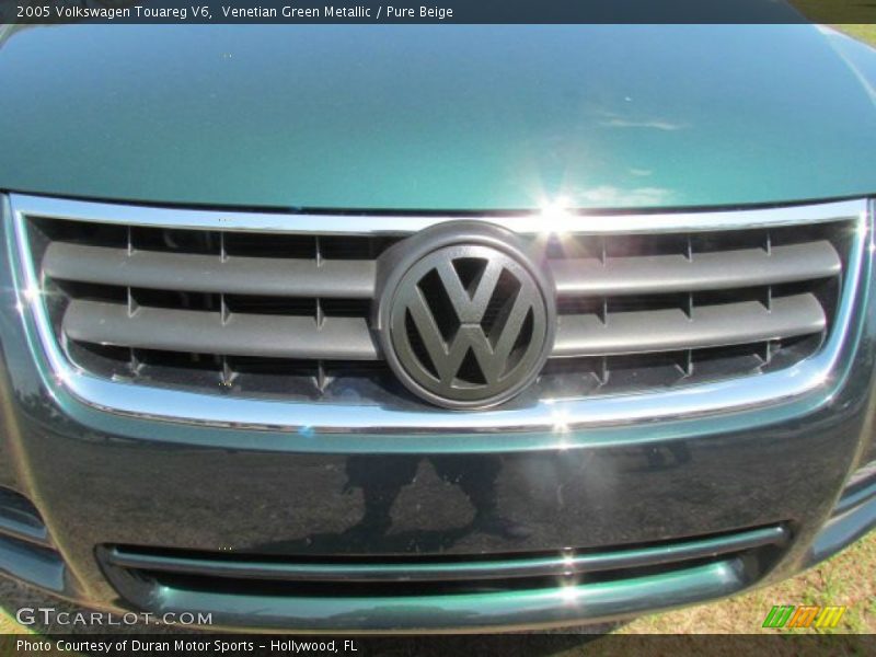 Venetian Green Metallic / Pure Beige 2005 Volkswagen Touareg V6