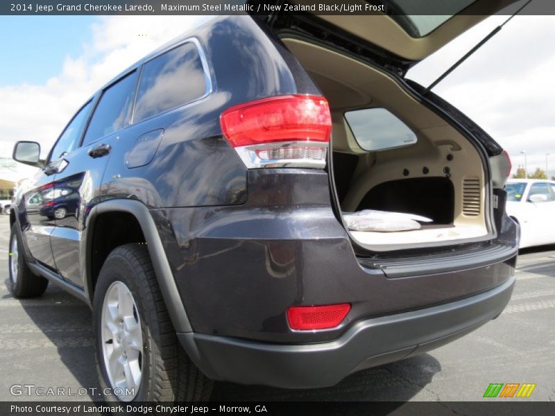 Maximum Steel Metallic / New Zealand Black/Light Frost 2014 Jeep Grand Cherokee Laredo