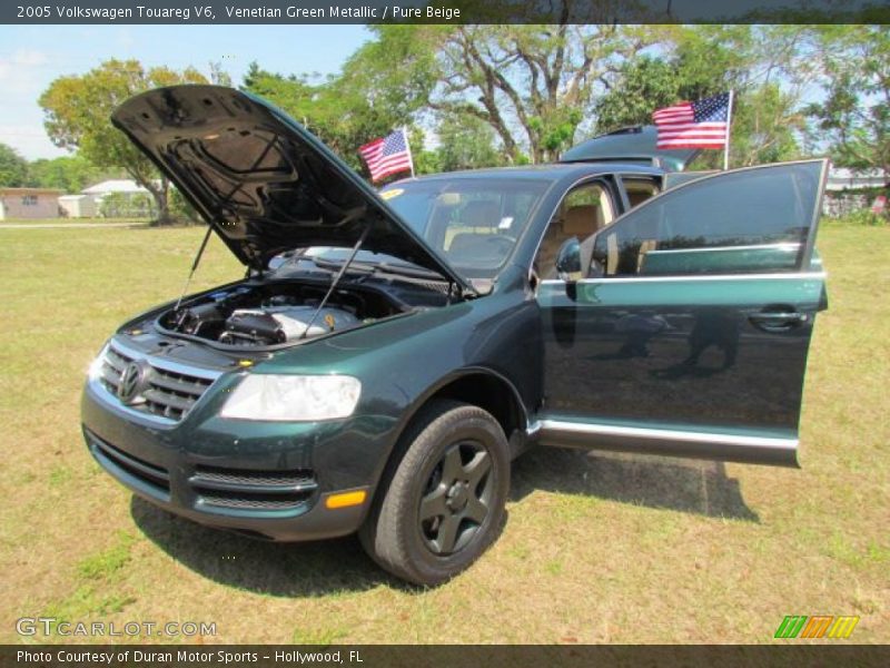 Venetian Green Metallic / Pure Beige 2005 Volkswagen Touareg V6