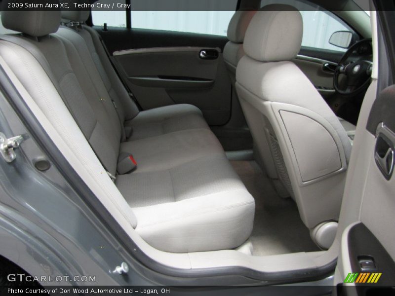 Techno Gray / Gray 2009 Saturn Aura XE