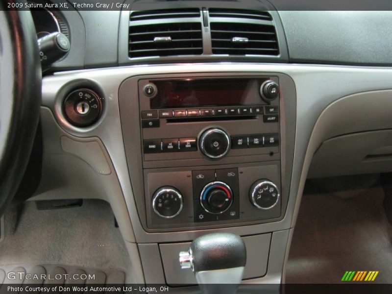 Techno Gray / Gray 2009 Saturn Aura XE
