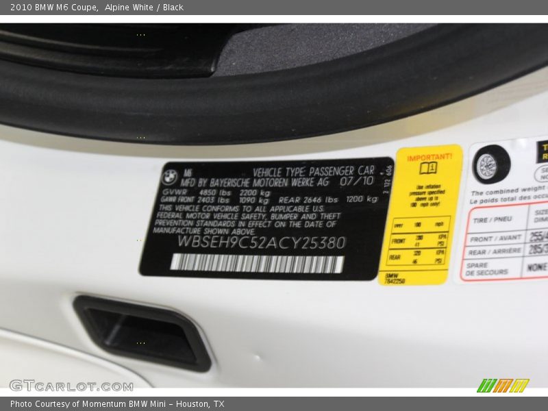 Alpine White / Black 2010 BMW M6 Coupe