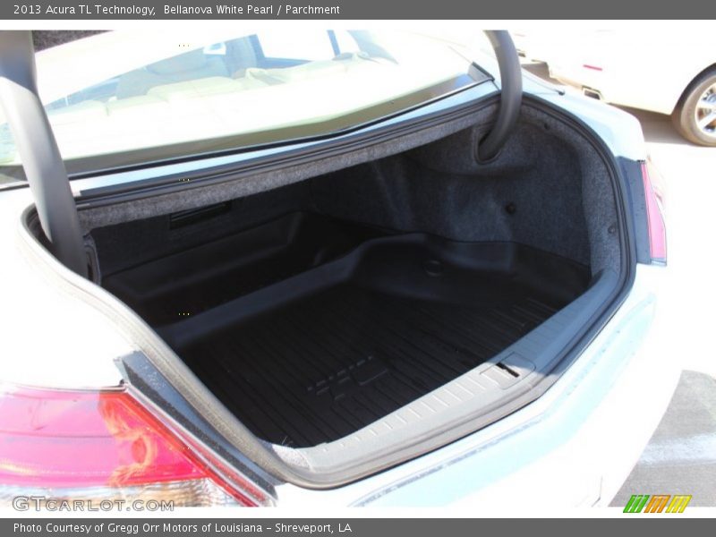 Bellanova White Pearl / Parchment 2013 Acura TL Technology