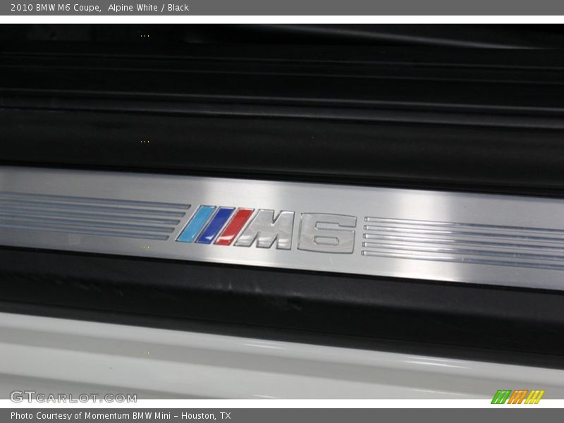 Alpine White / Black 2010 BMW M6 Coupe