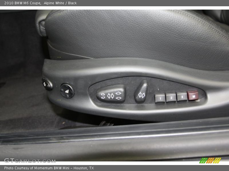 Alpine White / Black 2010 BMW M6 Coupe
