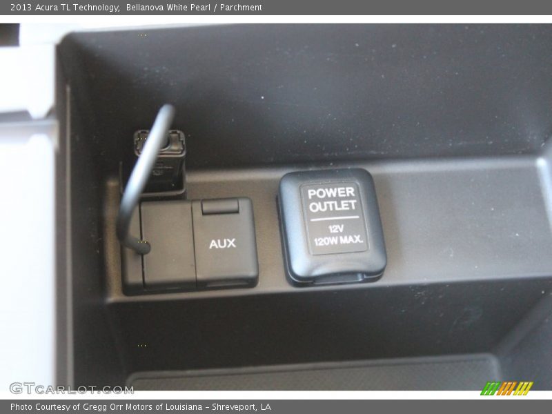 Bellanova White Pearl / Parchment 2013 Acura TL Technology