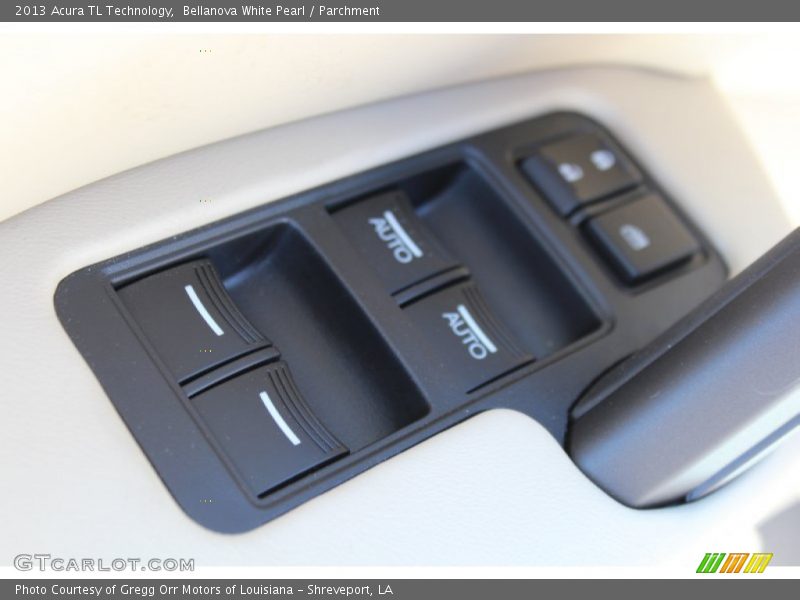 Bellanova White Pearl / Parchment 2013 Acura TL Technology