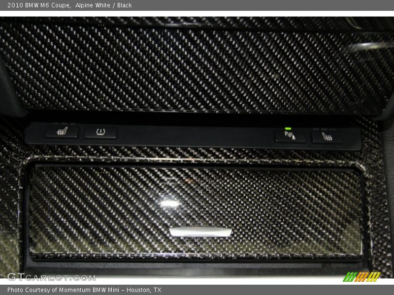 Alpine White / Black 2010 BMW M6 Coupe