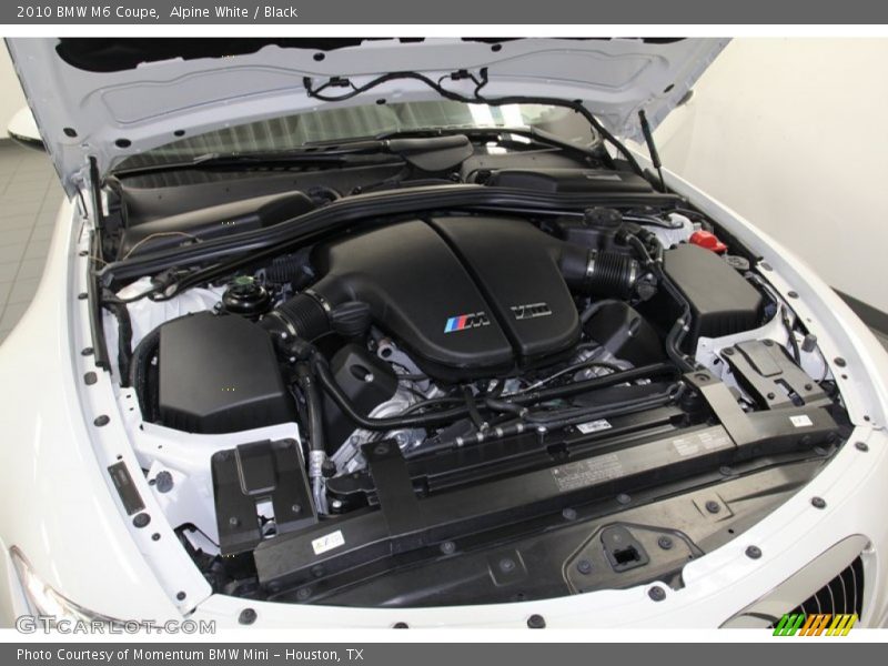 Alpine White / Black 2010 BMW M6 Coupe