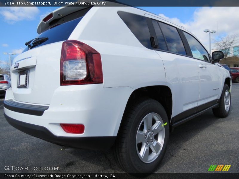 Bright White / Dark Slate Gray 2014 Jeep Compass Sport