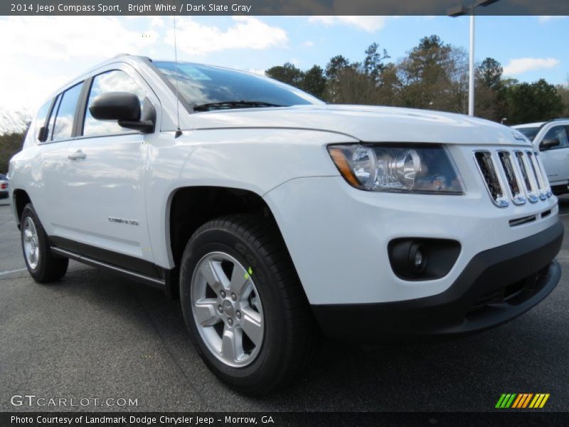 Bright White / Dark Slate Gray 2014 Jeep Compass Sport