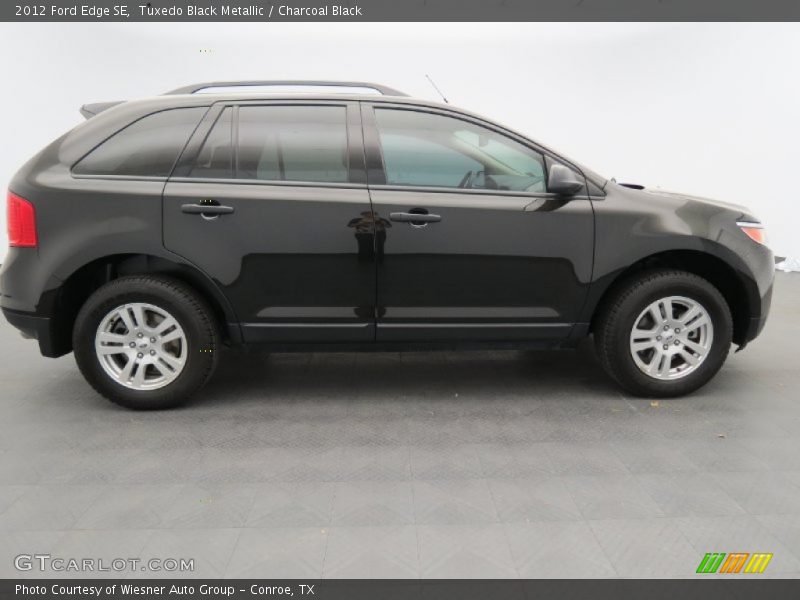 Tuxedo Black Metallic / Charcoal Black 2012 Ford Edge SE