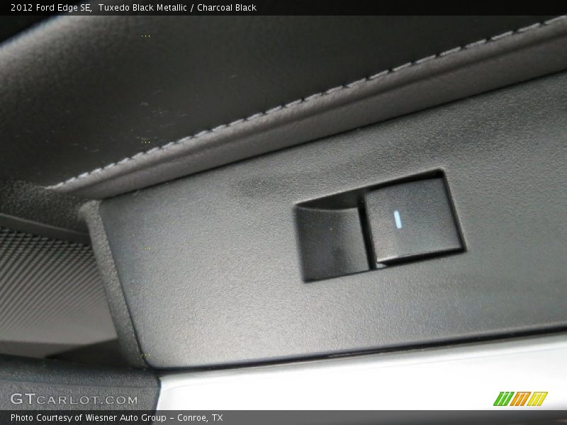 Tuxedo Black Metallic / Charcoal Black 2012 Ford Edge SE