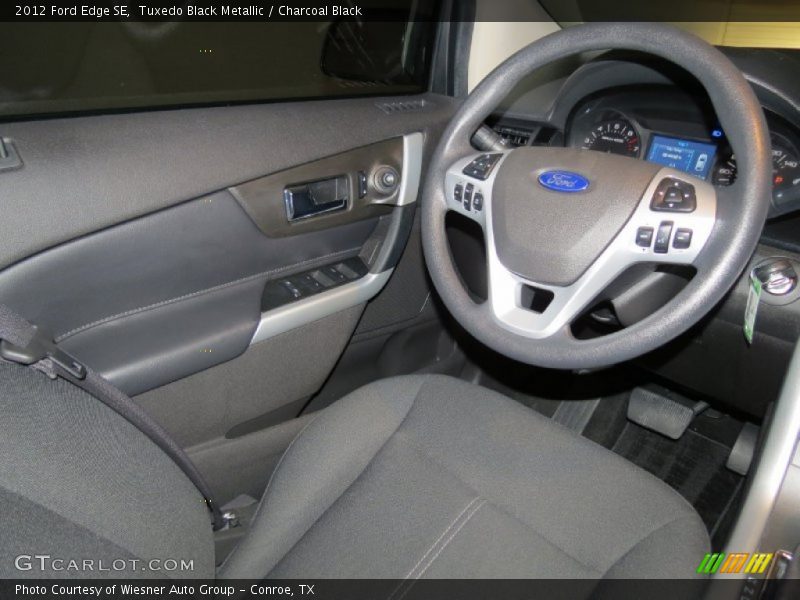 Tuxedo Black Metallic / Charcoal Black 2012 Ford Edge SE