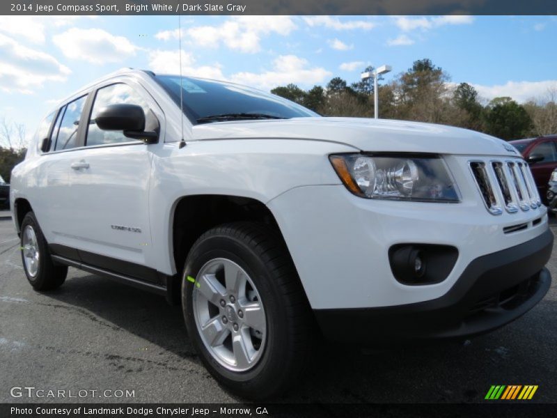 Bright White / Dark Slate Gray 2014 Jeep Compass Sport