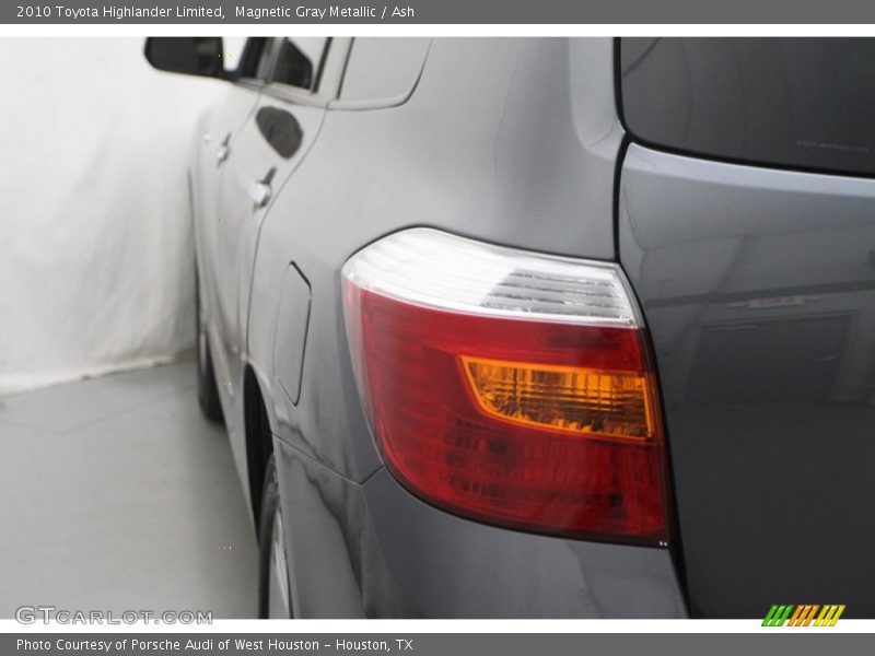 Magnetic Gray Metallic / Ash 2010 Toyota Highlander Limited