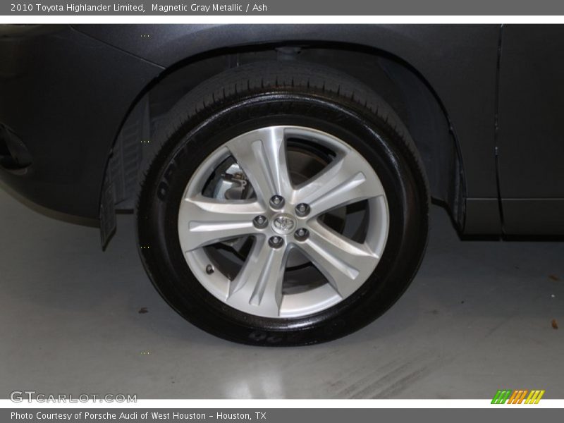 Magnetic Gray Metallic / Ash 2010 Toyota Highlander Limited