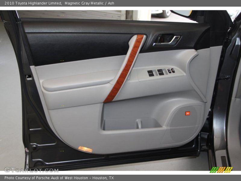Magnetic Gray Metallic / Ash 2010 Toyota Highlander Limited