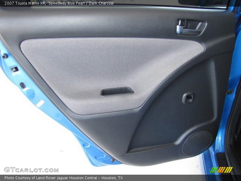 Door Panel of 2007 Matrix XR