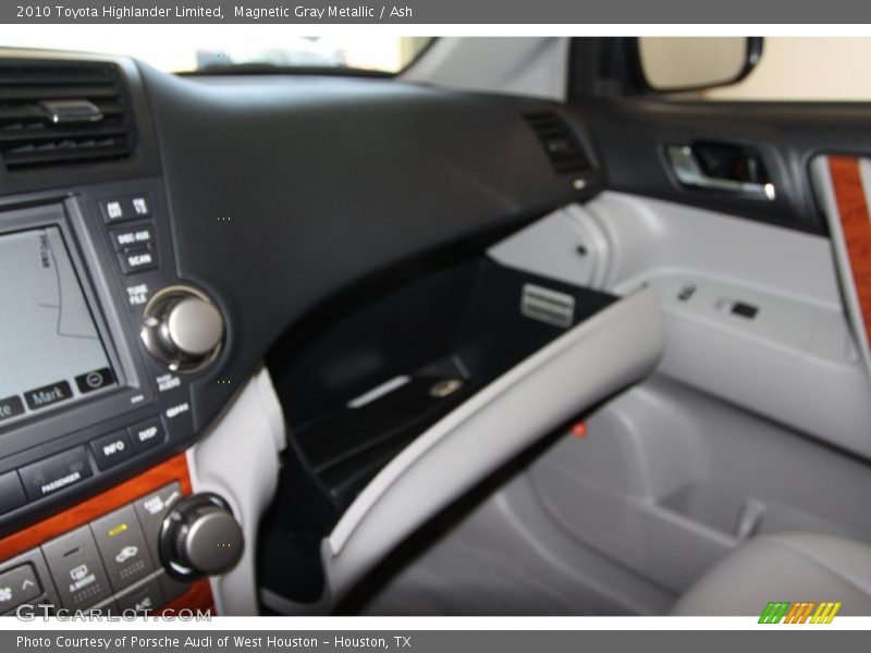 Magnetic Gray Metallic / Ash 2010 Toyota Highlander Limited