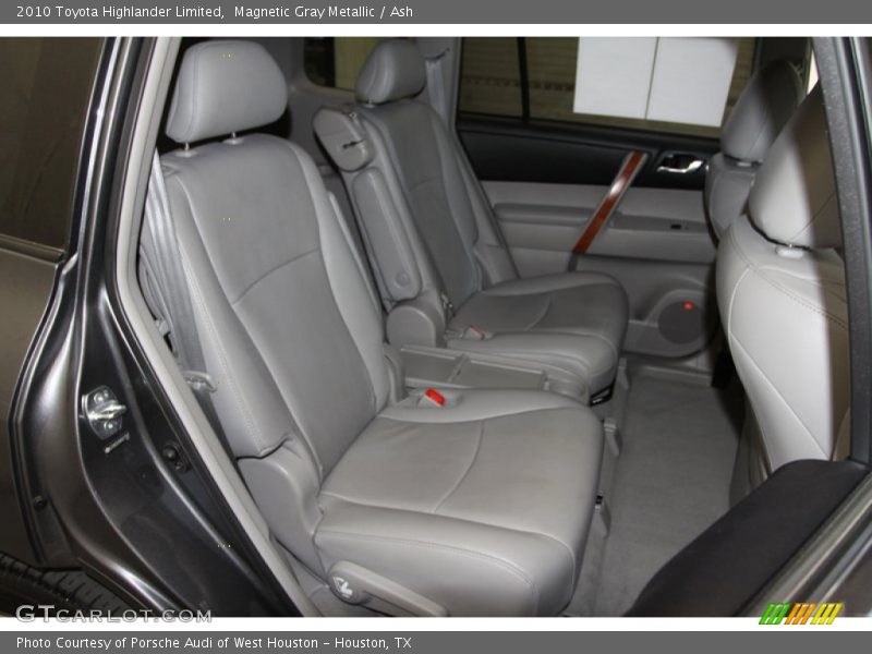 Magnetic Gray Metallic / Ash 2010 Toyota Highlander Limited