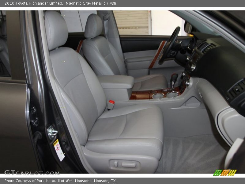 Magnetic Gray Metallic / Ash 2010 Toyota Highlander Limited