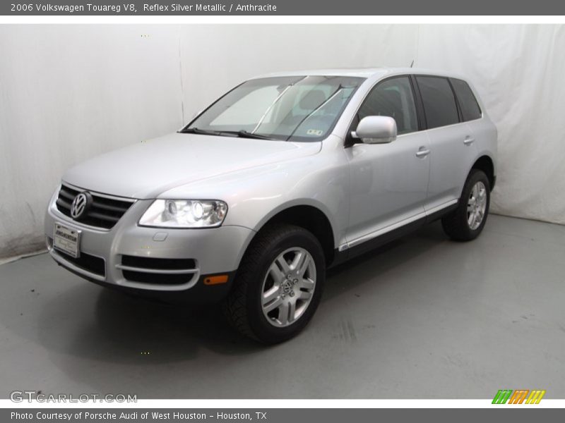 Reflex Silver Metallic / Anthracite 2006 Volkswagen Touareg V8