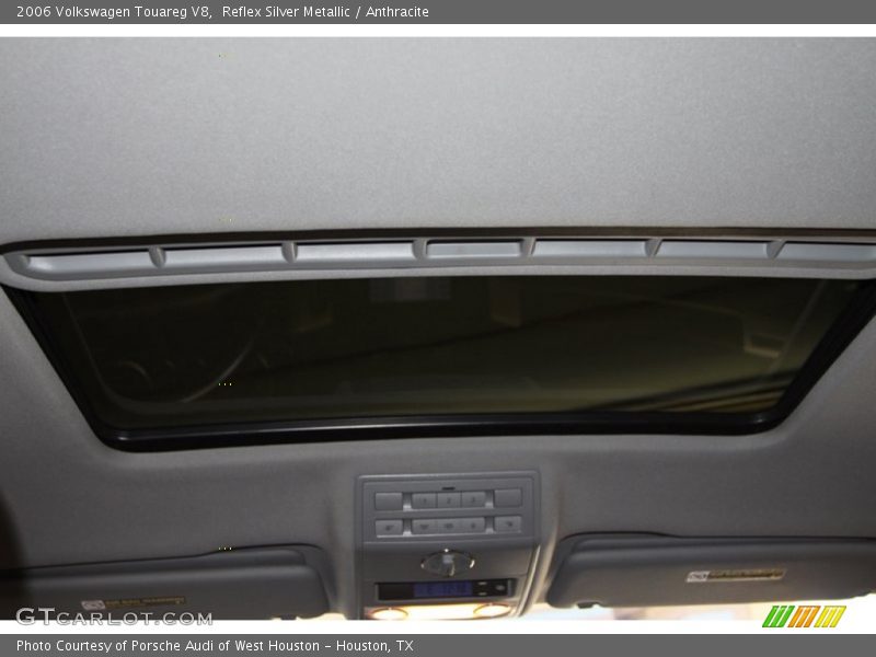 Reflex Silver Metallic / Anthracite 2006 Volkswagen Touareg V8