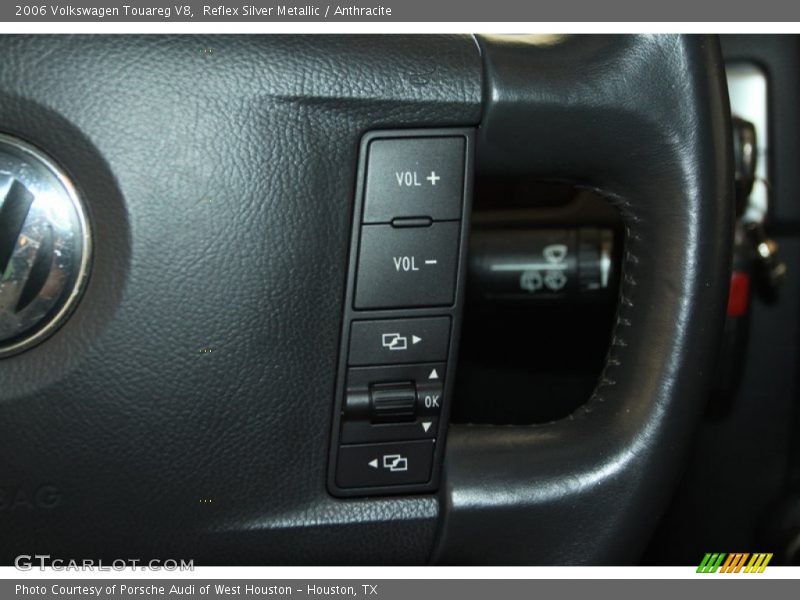 Reflex Silver Metallic / Anthracite 2006 Volkswagen Touareg V8