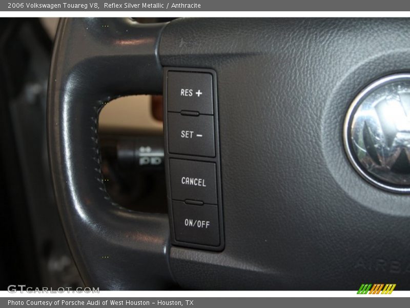 Reflex Silver Metallic / Anthracite 2006 Volkswagen Touareg V8