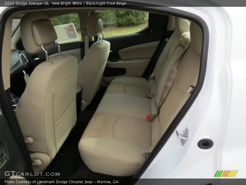 New Bright White / Black/Light Frost Beige 2013 Dodge Avenger SE