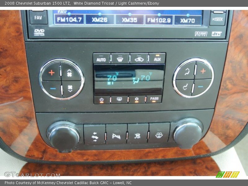 White Diamond Tricoat / Light Cashmere/Ebony 2008 Chevrolet Suburban 1500 LTZ