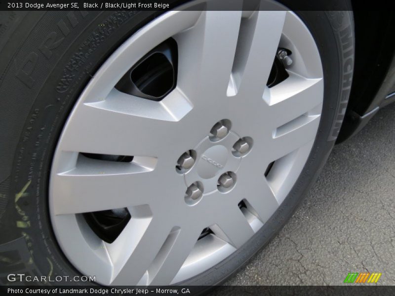 Black / Black/Light Frost Beige 2013 Dodge Avenger SE
