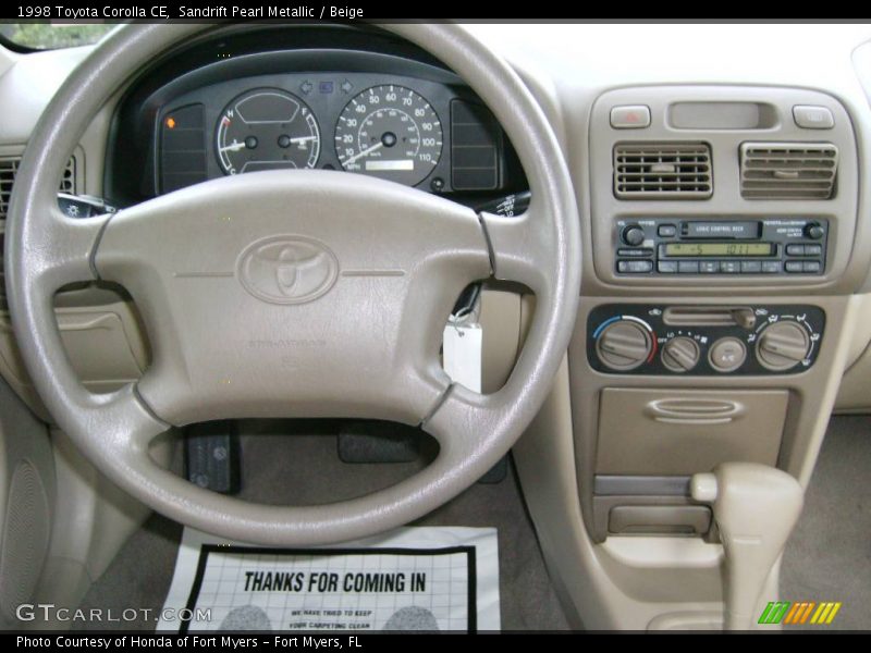 Sandrift Pearl Metallic / Beige 1998 Toyota Corolla CE