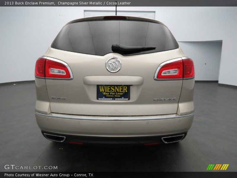 Champagne Silver Metallic / Cocoa Leather 2013 Buick Enclave Premium