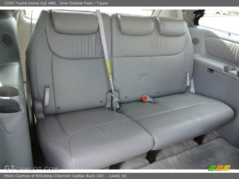 Silver Shadow Pearl / Taupe 2006 Toyota Sienna XLE AWD