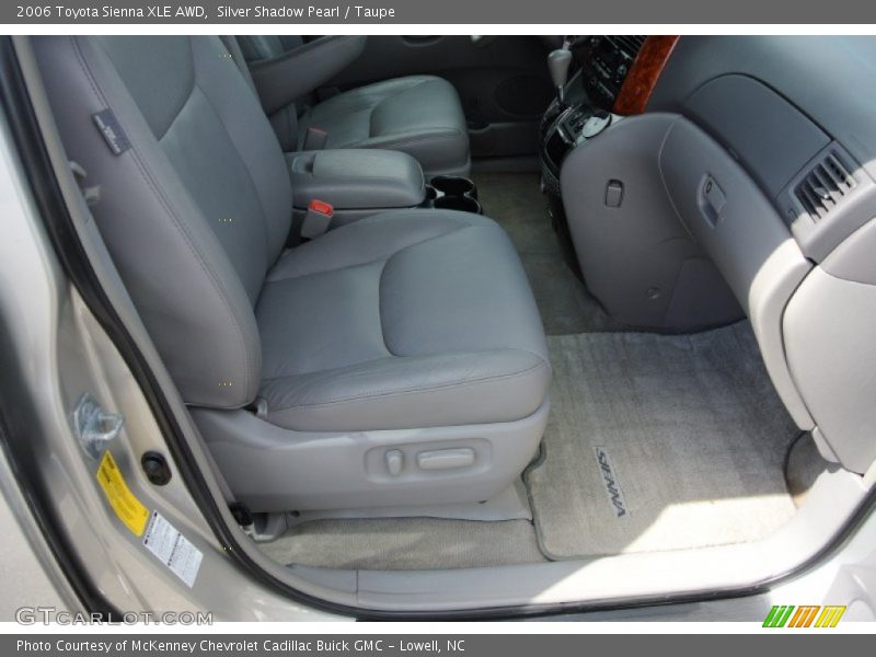 Silver Shadow Pearl / Taupe 2006 Toyota Sienna XLE AWD