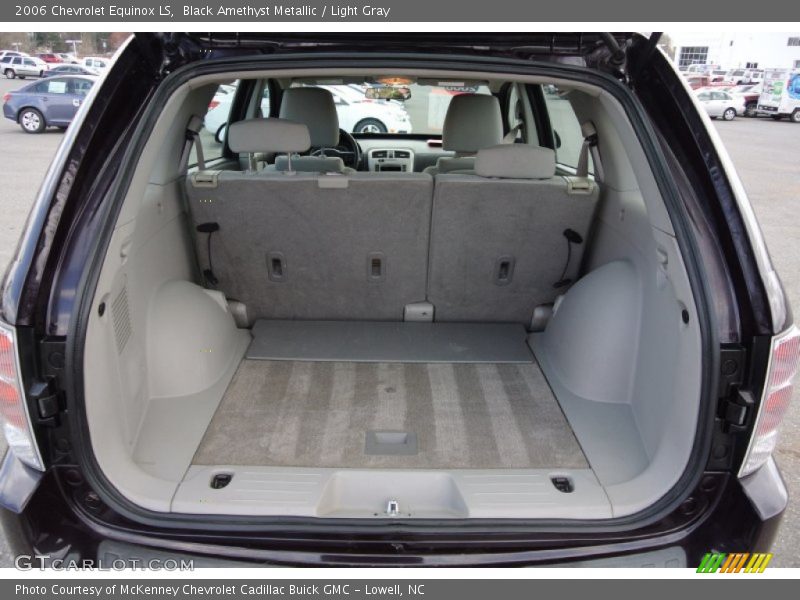  2006 Equinox LS Trunk