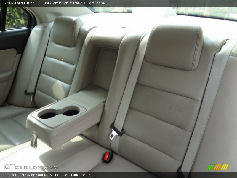 Dark Amethyst Metallic / Light Stone 2007 Ford Fusion SE