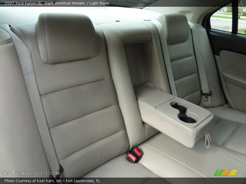 Dark Amethyst Metallic / Light Stone 2007 Ford Fusion SE
