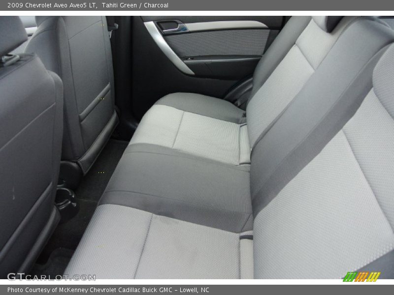 Rear Seat of 2009 Aveo Aveo5 LT