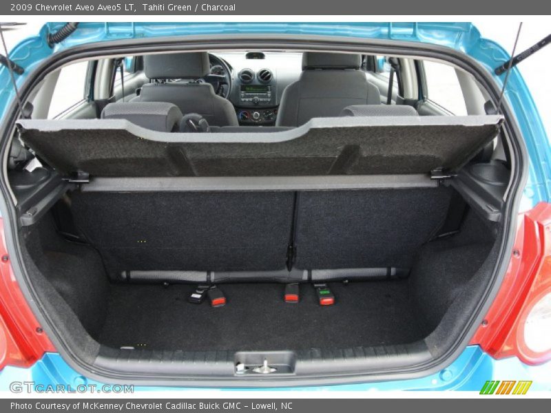  2009 Aveo Aveo5 LT Trunk