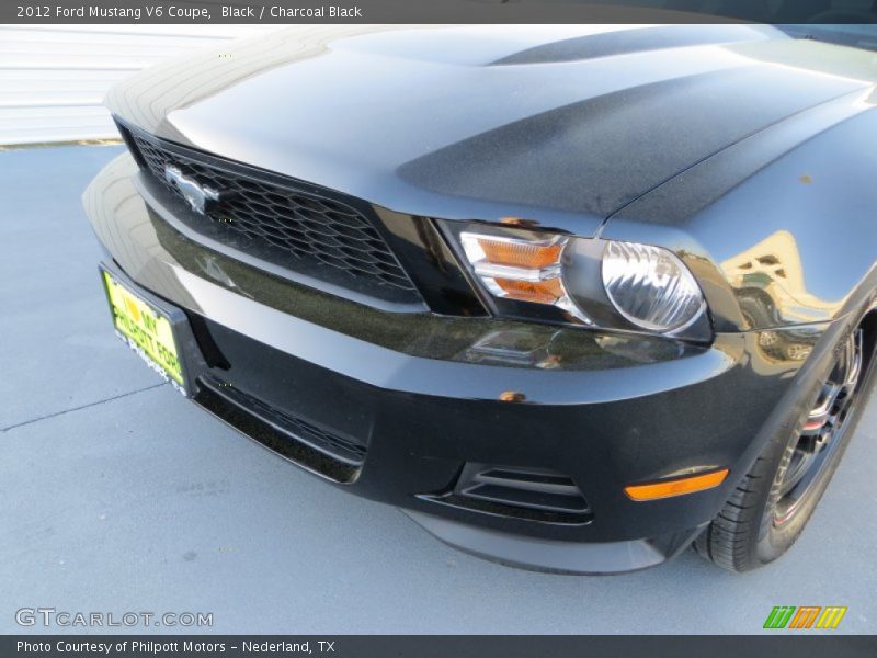 Black / Charcoal Black 2012 Ford Mustang V6 Coupe