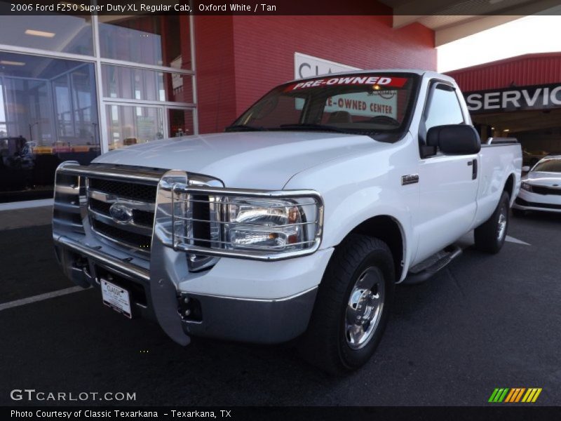 Oxford White / Tan 2006 Ford F250 Super Duty XL Regular Cab