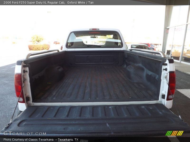 Oxford White / Tan 2006 Ford F250 Super Duty XL Regular Cab