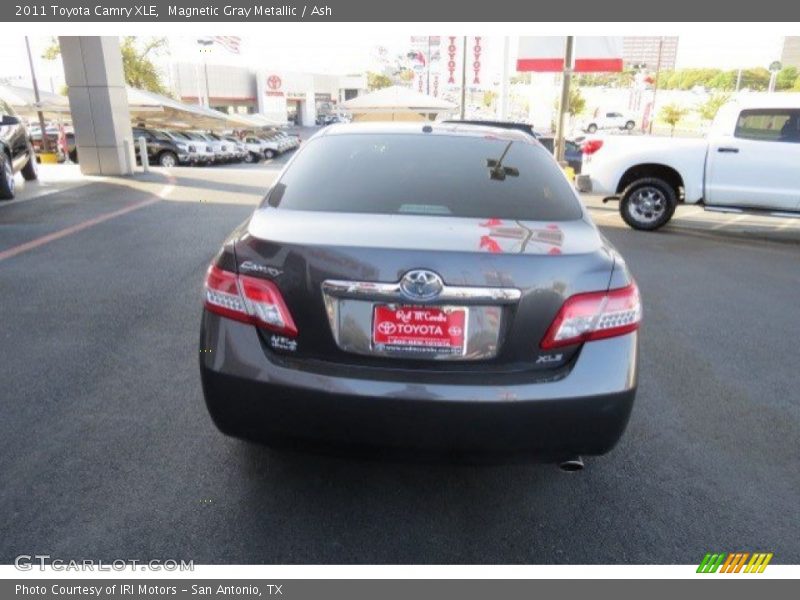 Magnetic Gray Metallic / Ash 2011 Toyota Camry XLE