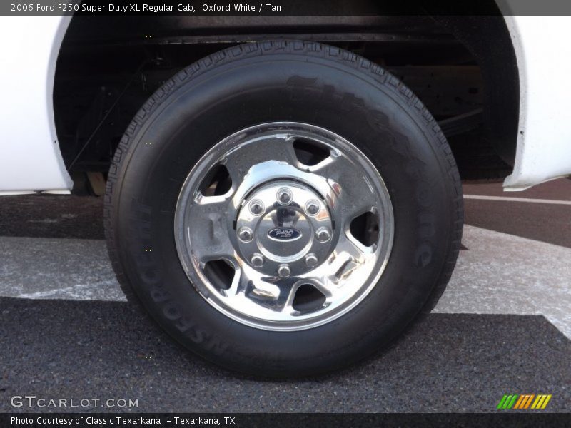 Oxford White / Tan 2006 Ford F250 Super Duty XL Regular Cab